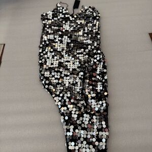 NWT H:ours Bella dress with large silver sequin